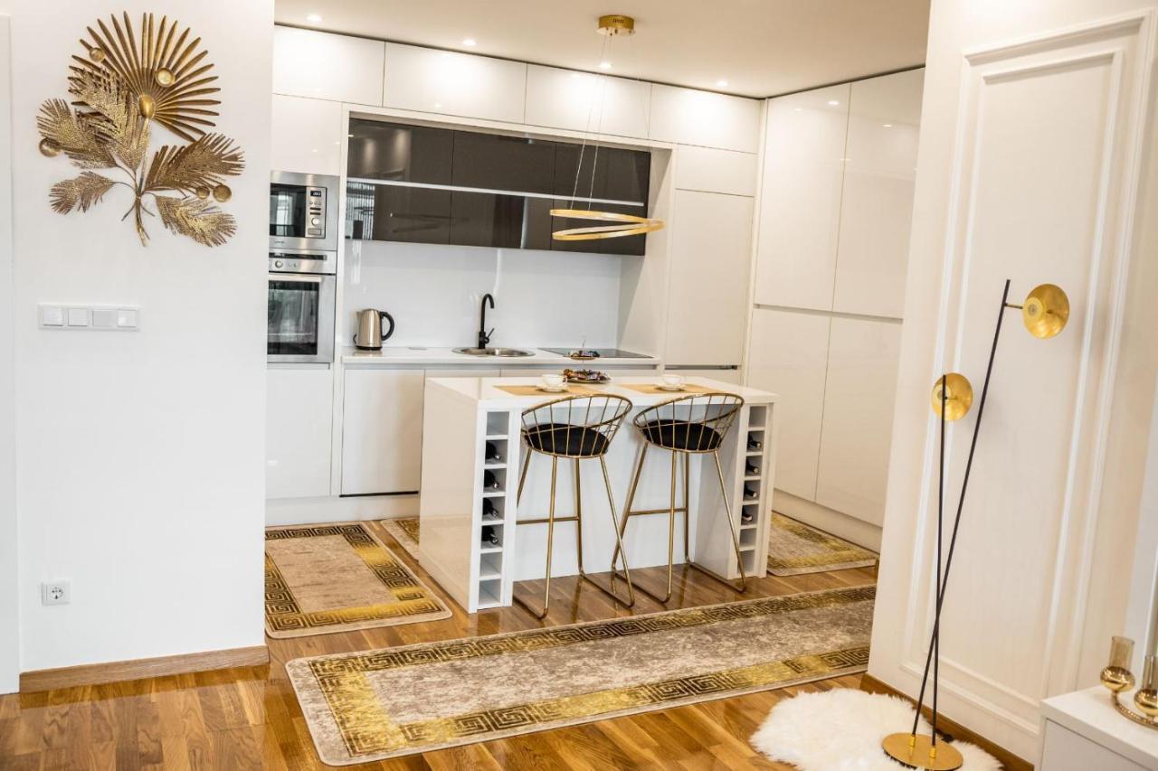 Luxury Karic Free Parking Apartment *